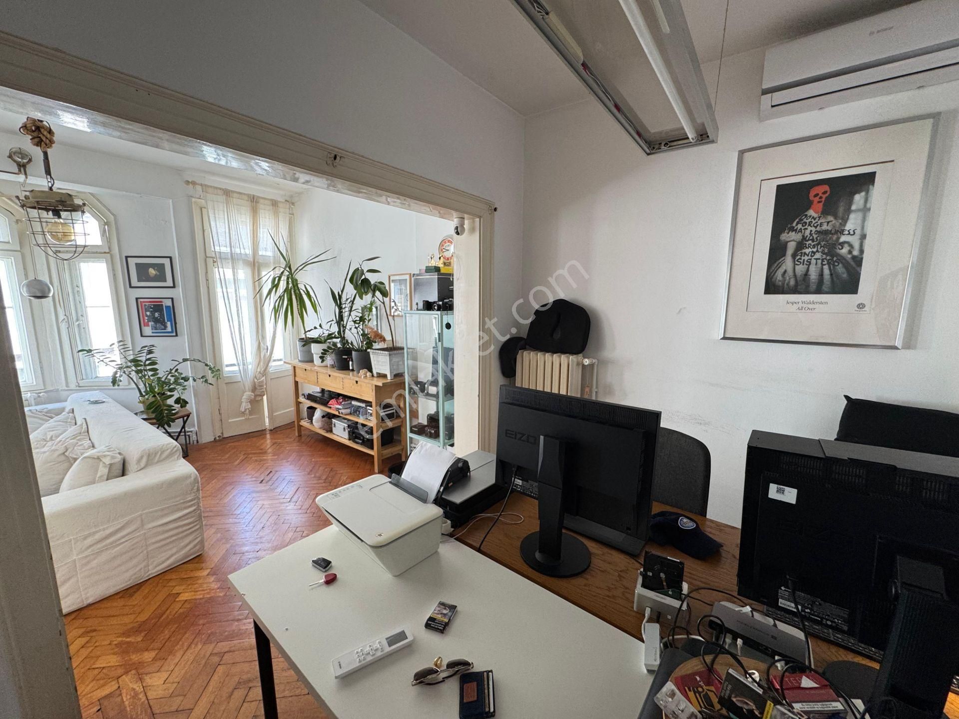 Erkutun'dan, Nişantaşı Merkezde Dönem Mimarisi 5 Katlı Satılık Bina - Görsel 8