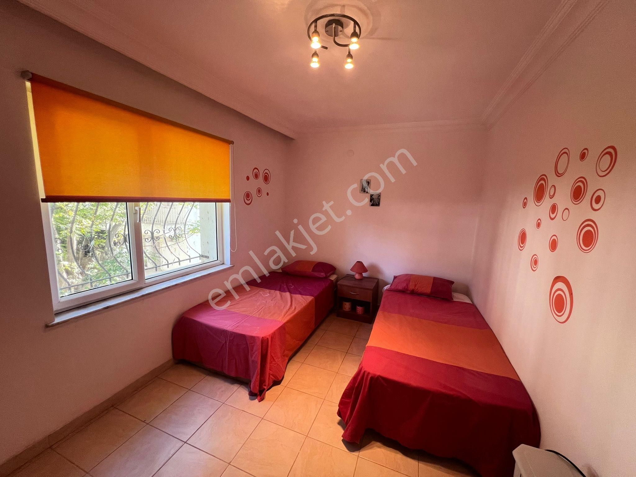 Antalya Kadriye'de Site İçi Satılık 4+1 Eşyalı Villa - Görsel 22