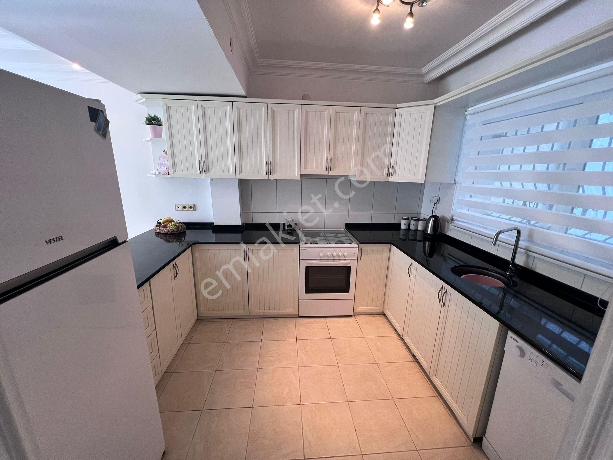 Antalya Kadriye'de Site İçi Satılık 4+1 Eşyalı Villa - Görsel 18