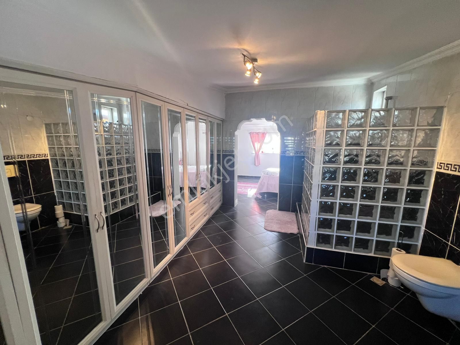 Antalya Kadriye'de Site İçi Satılık 4+1 Eşyalı Villa - Görsel 30