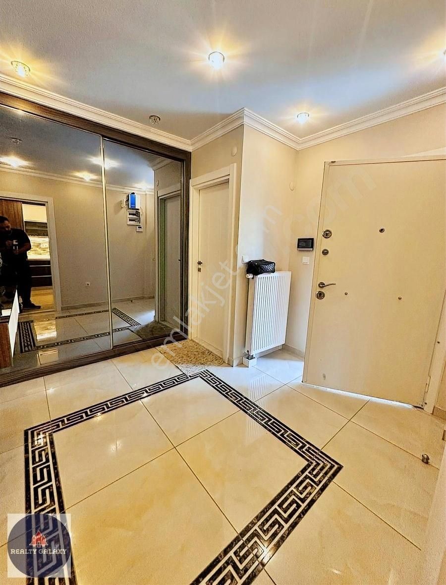 Acil Satılık! Bahçeşehir Vadipark Evleri'nde 6+2 Eşyalı Villa - Görsel 28