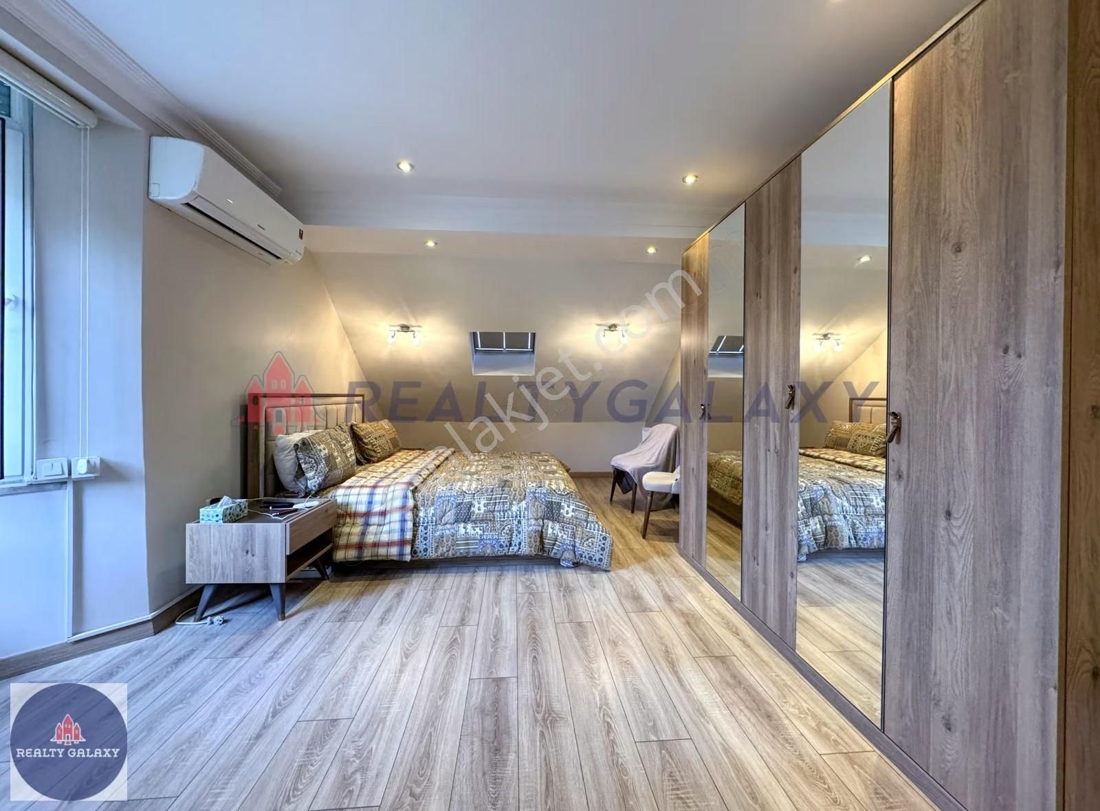 Acil Satılık! Bahçeşehir Vadipark Evleri'nde 6+2 Eşyalı Villa - Görsel 15