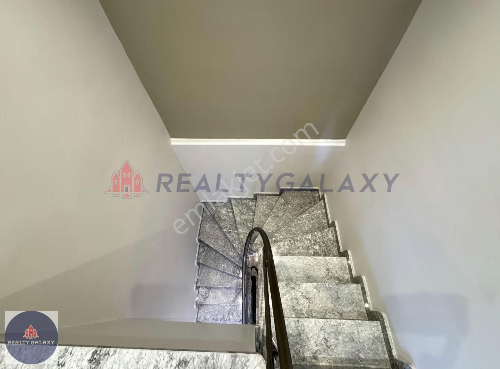 Acil Satılık! Bahçeşehir Vadipark Evleri'nde 6+2 Eşyalı Villa - Görsel 34