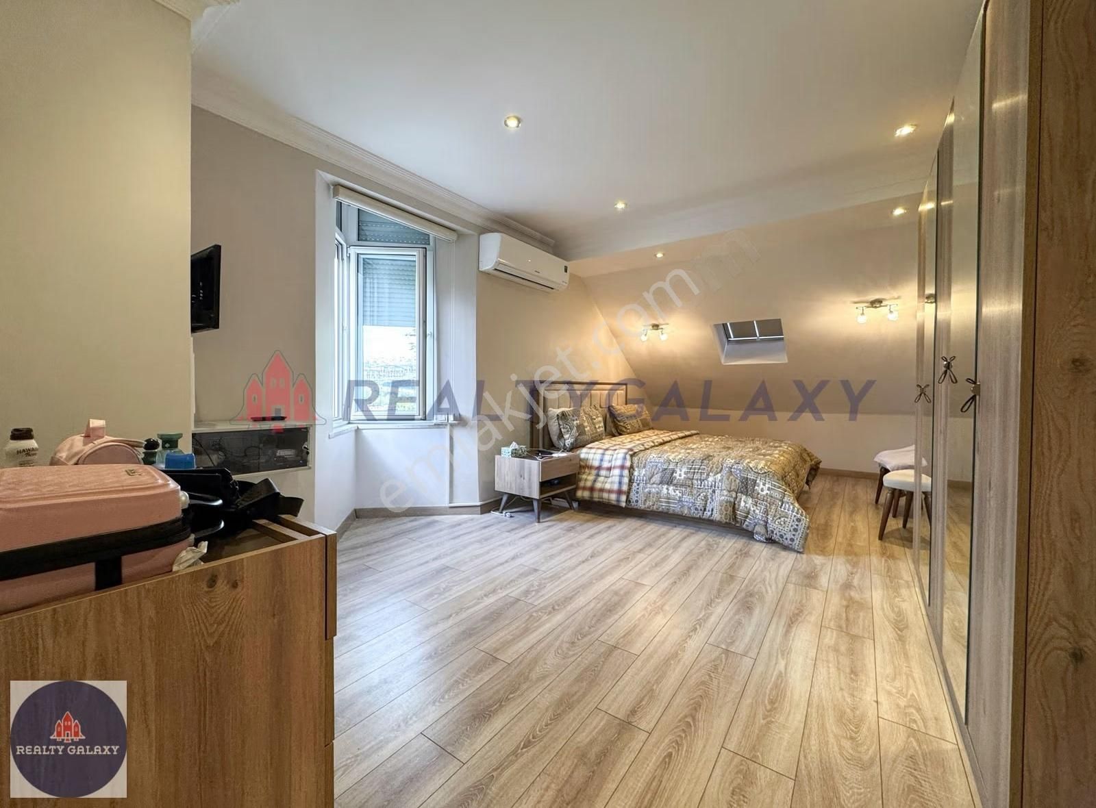 Acil Satılık! Bahçeşehir Vadipark Evleri'nde 6+2 Eşyalı Villa - Görsel 17