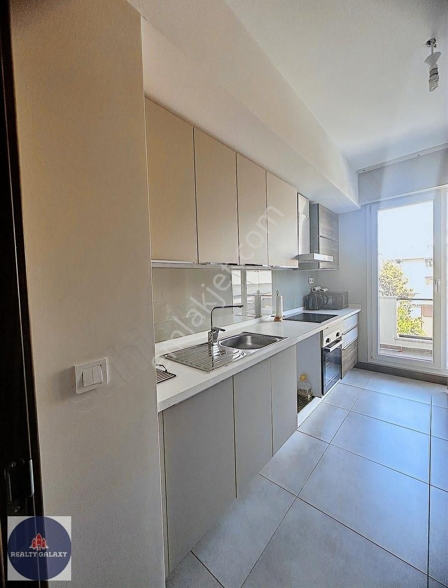 Radıus Esenyurt'ta Çok Şık Eşyalı Satılık 2+1 Residence - Görsel 9