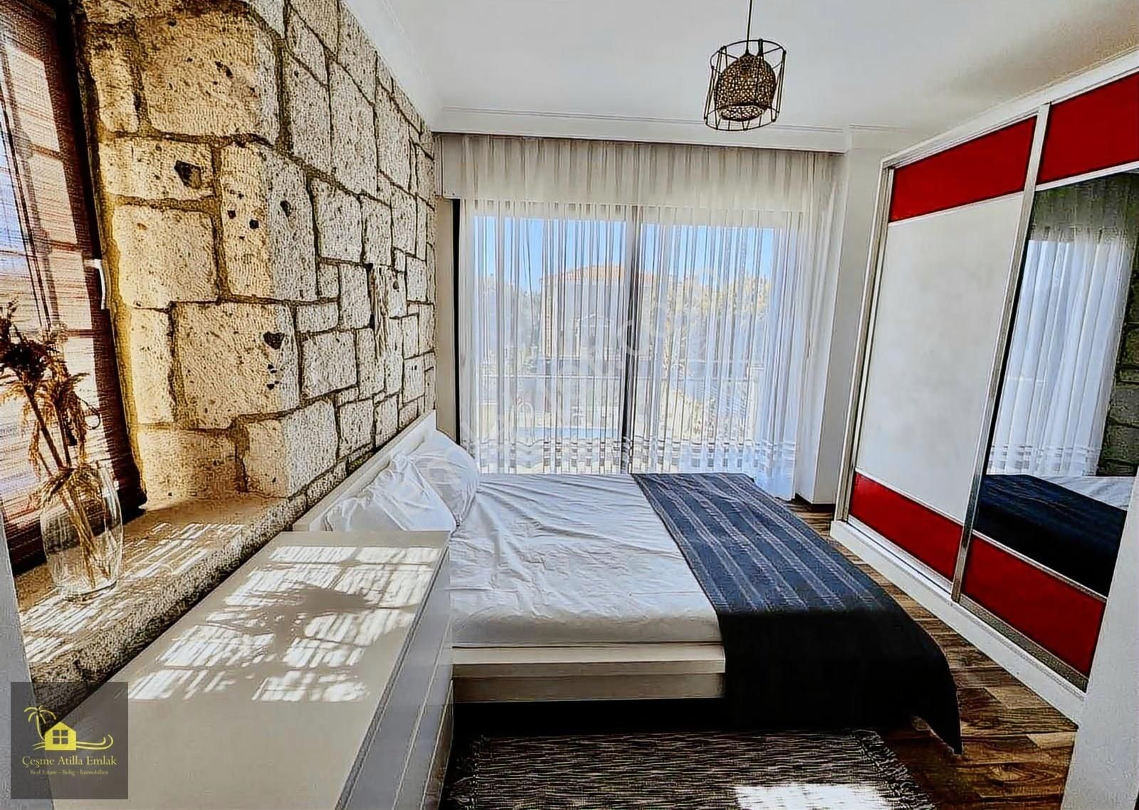 Atila Emlak'tan Alaçatı Göbene'de Satılık Müstakil Havuzlu Villa - Görsel 17