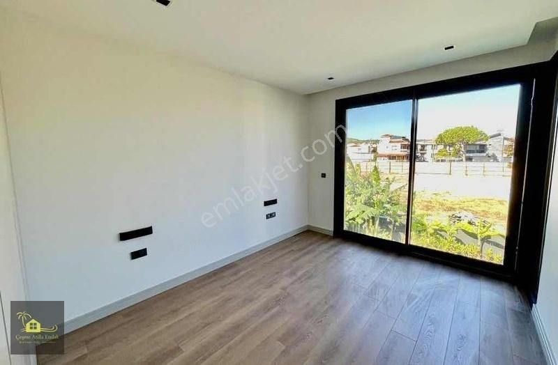 Çeşme Ilıca'da Denize 100 Mt Mesafe'de 5+2 Triplex Villa Atilla - Görsel 18