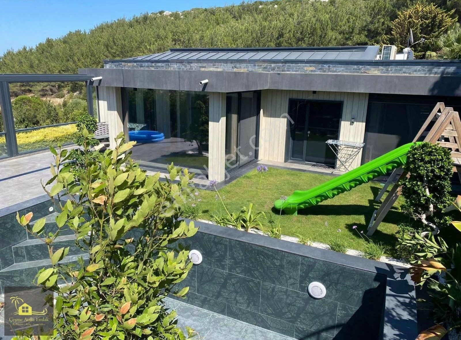 Çeşme'de Ful Deniz Manzaralı Ultralüx Havuzlu Müstakil Villa - Görsel 4