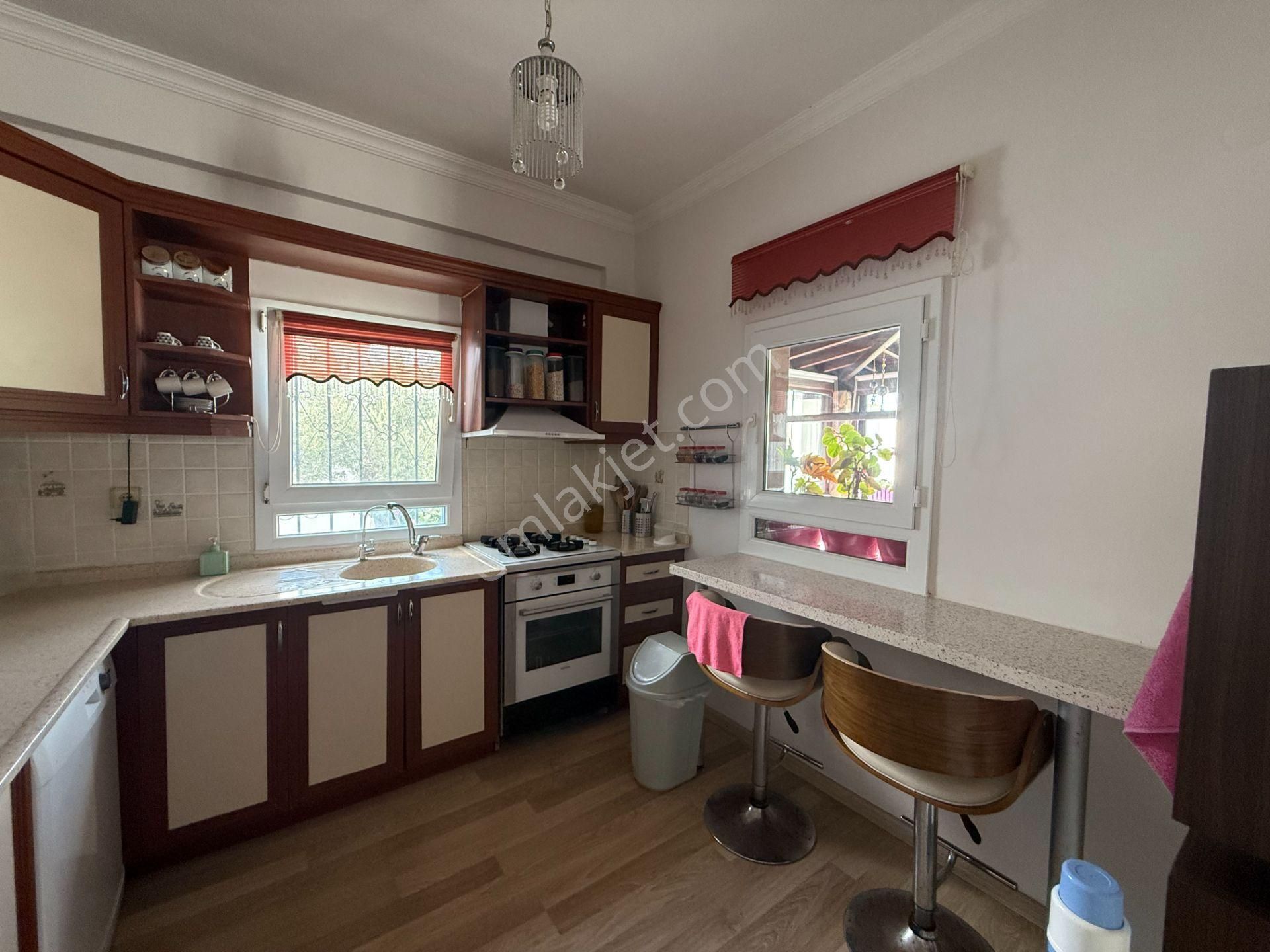 Bodrum Turgutreis Merkezde Marinaya 100 Metre Mesafede Satılık 3+1 2.kat Daire - Görsel 11