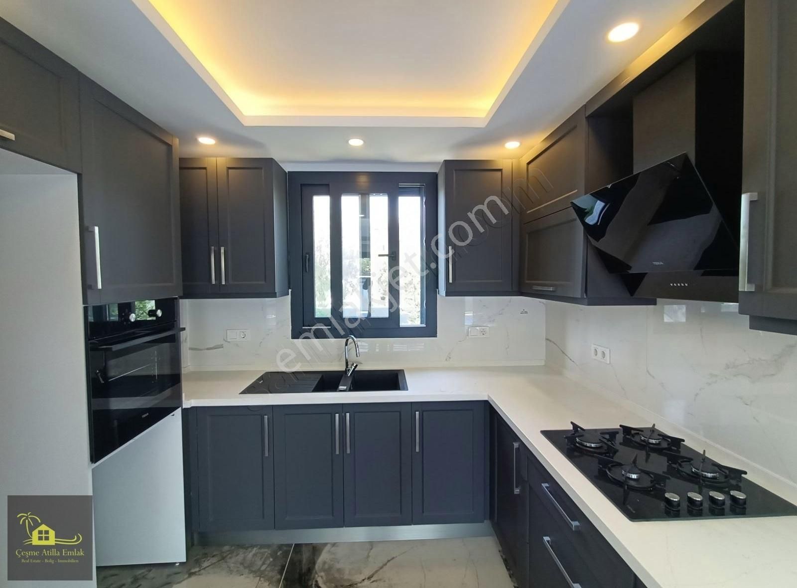 Çeşme Şifne'de Müstakil Havuzlu 4+1 Villa Deniz Görür Yakın - Görsel 25