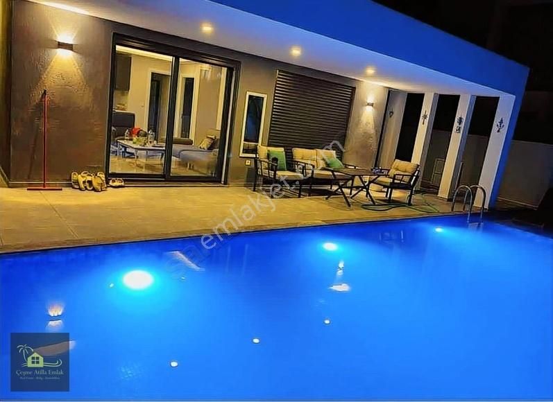 Çeşme Şifne'de Müstakil Havuzlu 4+1 Villa Deniz Görür Yakın - Görsel 12