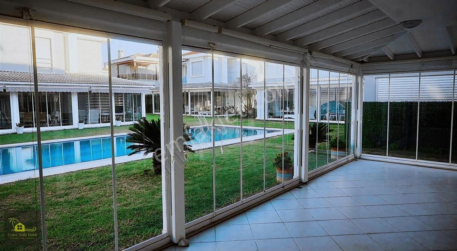 Alaçatı Göbenede Satılık Site İçerisinde Havuzlu 4+1 Villa - Görsel 8