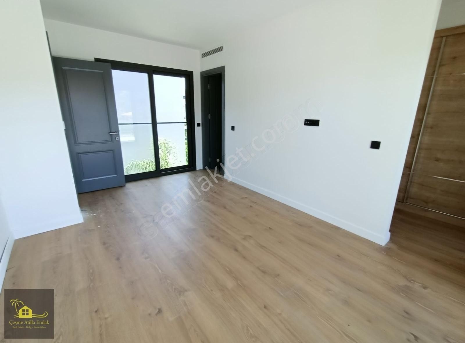 Çeşme Ilıca Mağmurbaba'da Tam Müstakil Malikhane - Görsel 11