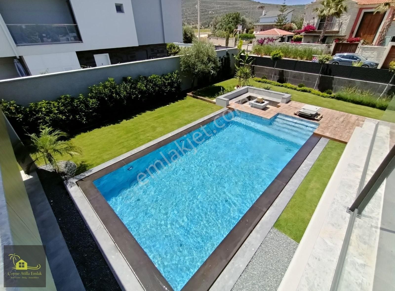 Çeşme Ilıca Mağmurbaba'da Tam Müstakil Malikhane - Görsel 25