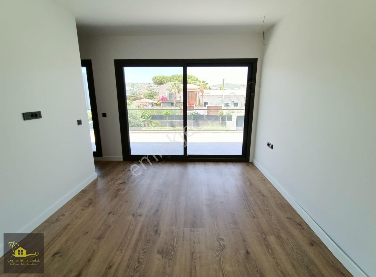 Çeşme Ilıca Mağmurbaba'da Tam Müstakil Malikhane - Görsel 9