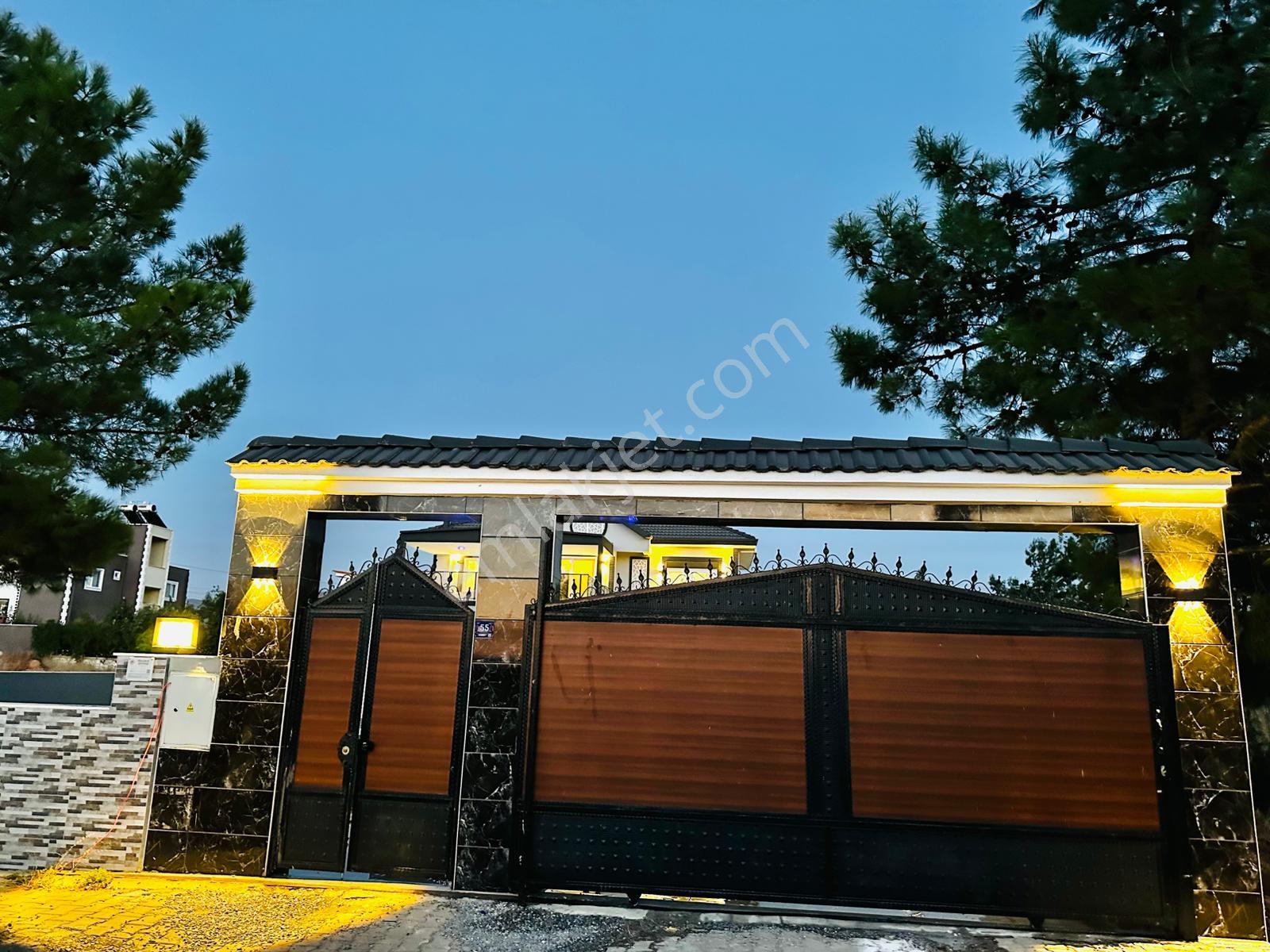 Didim Yeşiltepede Merkezi Konumda 700 M2 Arsa İçinde 4+1 Lüks Villa - Görsel 14