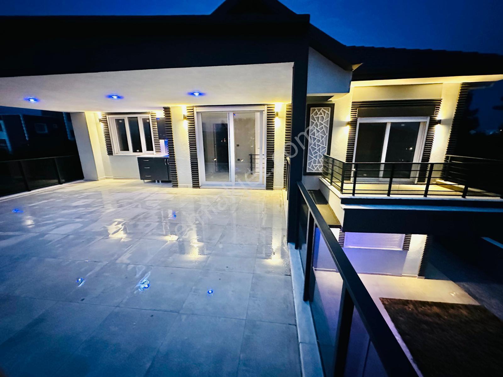 Didim Yeşiltepede Merkezi Konumda 700 M2 Arsa İçinde 4+1 Lüks Villa - Görsel 4