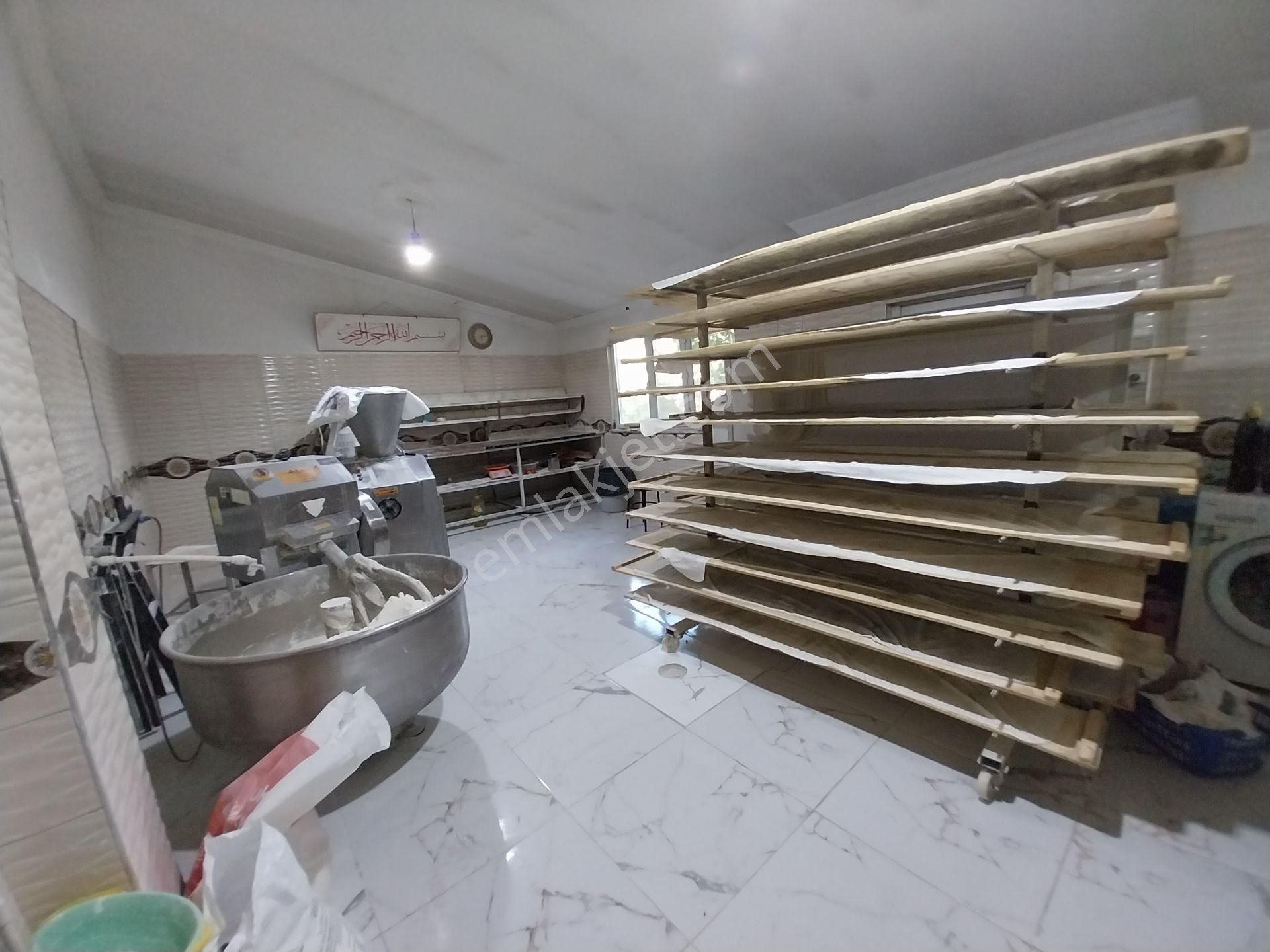 Düzce Merkezde Faal Durumda Satılık Fırın Ve 3+1 Daire - Görsel 13