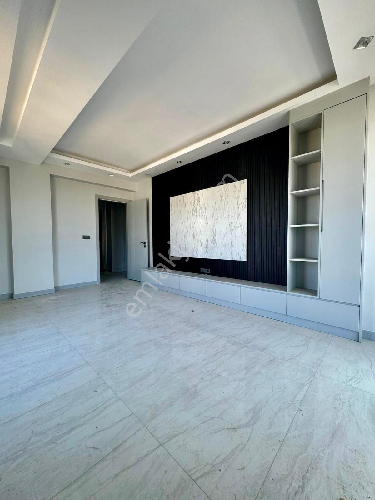 Yenişafakta 2+1 Sıfır Asansörlü Satılık Daire - Görsel 8