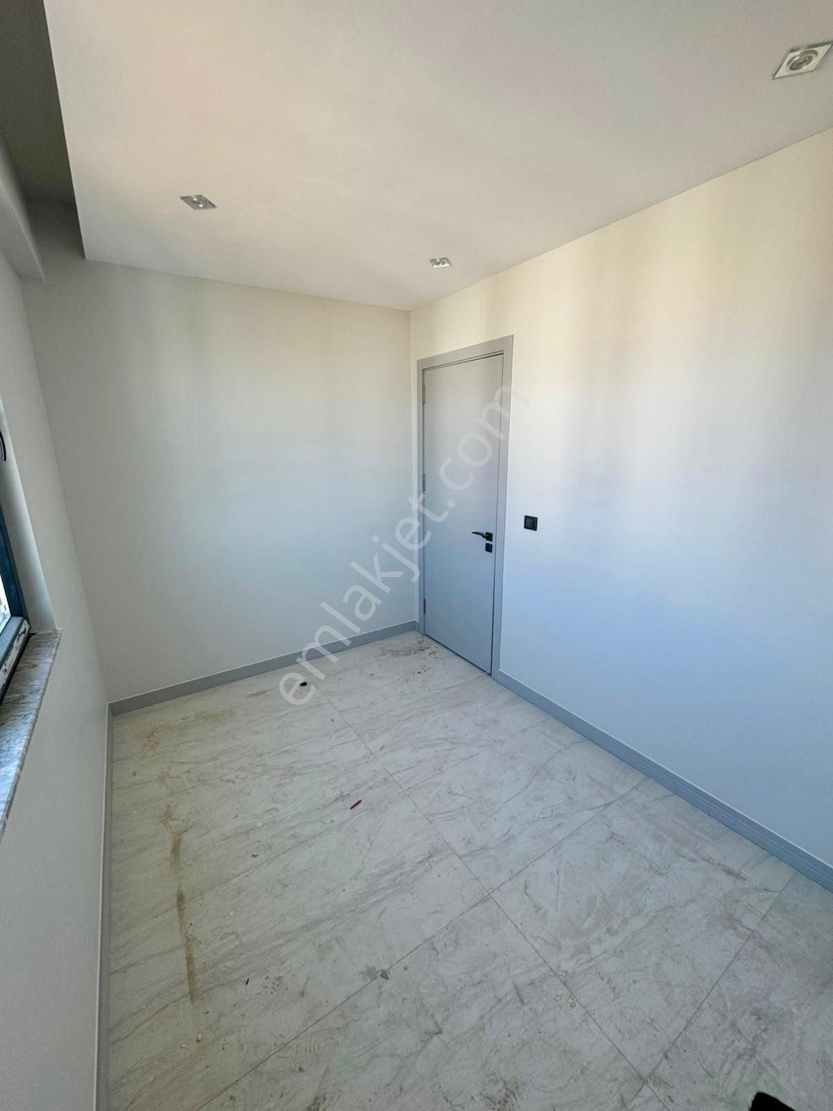 Yenişafakta 2+1 Sıfır Asansörlü Satılık Daire - Görsel 16