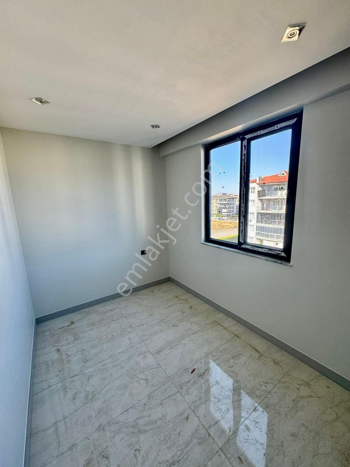 Yenişafakta 2+1 Sıfır Asansörlü Satılık Daire - Görsel 17