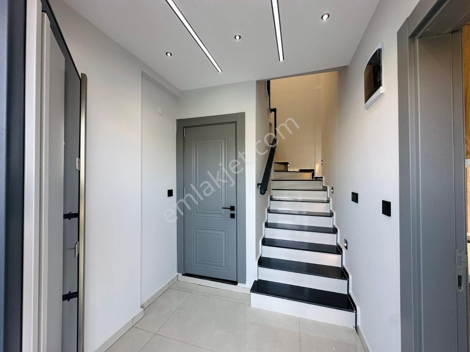 Didim Villa Hisar Mah. 3+1 Havuzlu Otoparklı Lüx Villa - Görsel 5