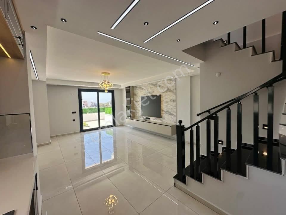 Didim Villa Hisar Mah. 3+1 Havuzlu Otoparklı Lüx Villa - Görsel 12