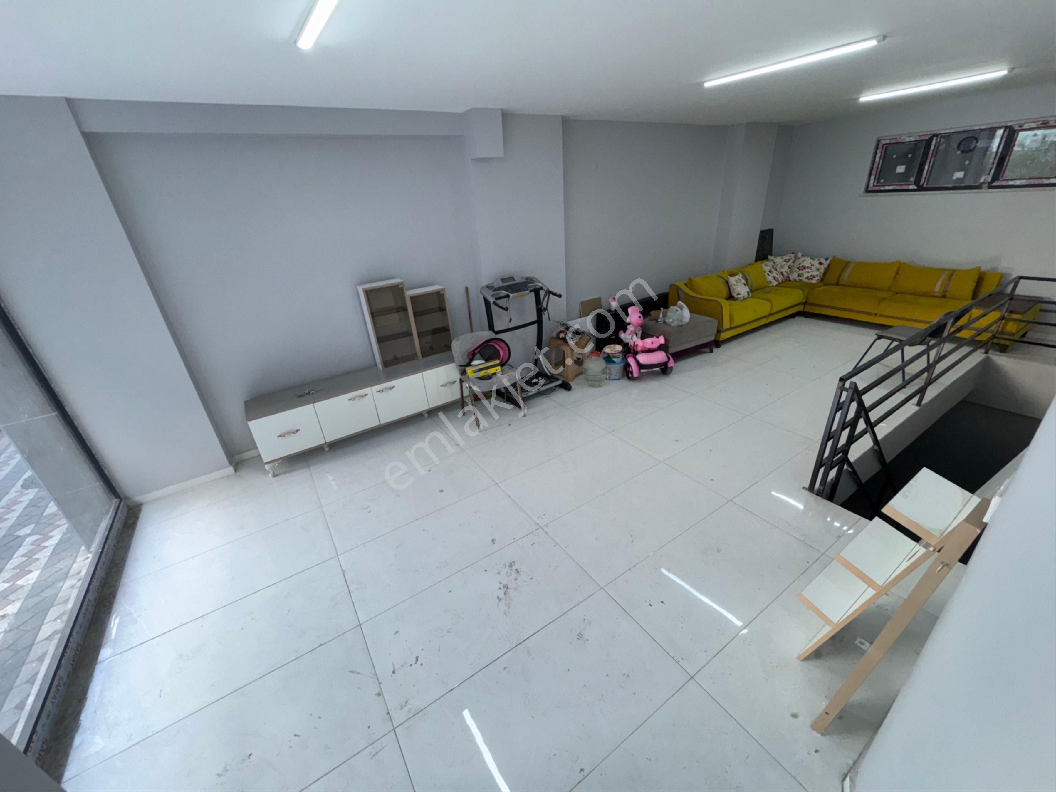 Zafer Yapı Gayrimenkulden Satılık Sıfır Depolu Dükkan 140m2 Giriş+bodrum Cebeci Mahallesinde - Görsel 4