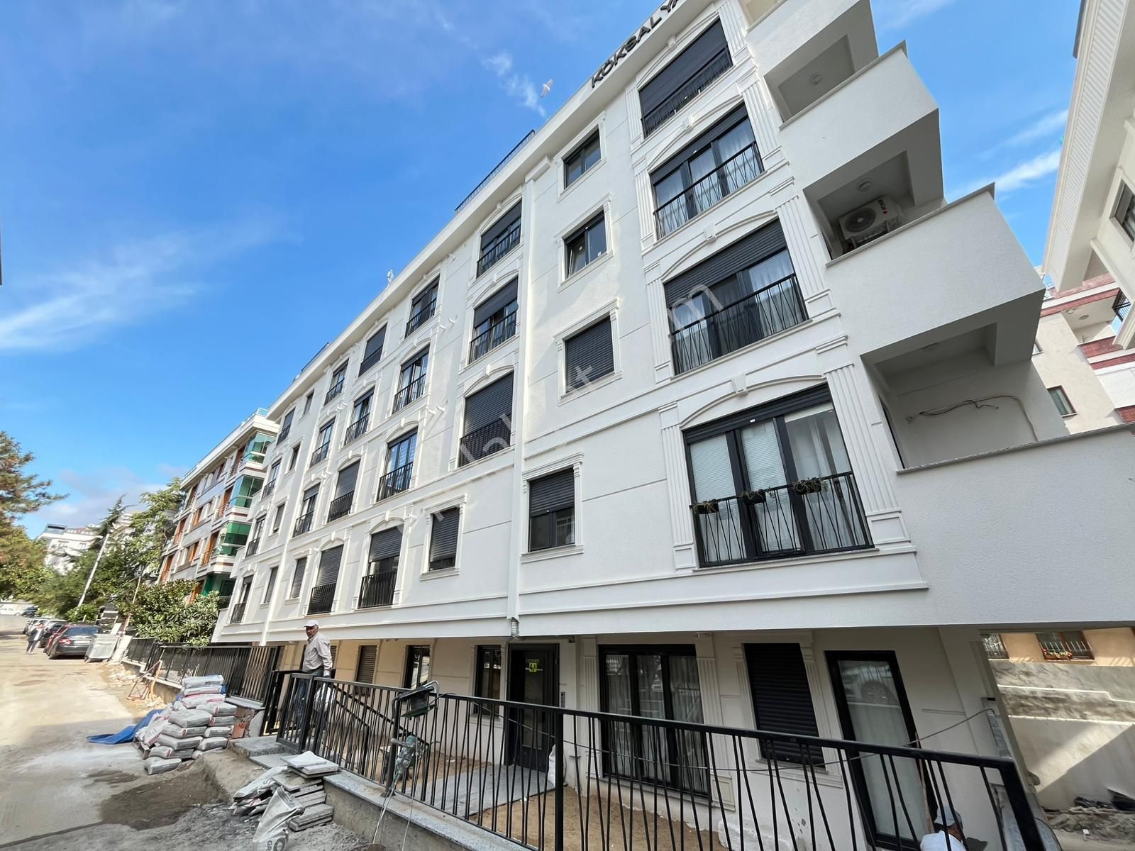 ▃artemin▃küçükyalı Çınar'da Ön Cephe Balkonlu 85m² Sıfır 2+1! - Görsel 4