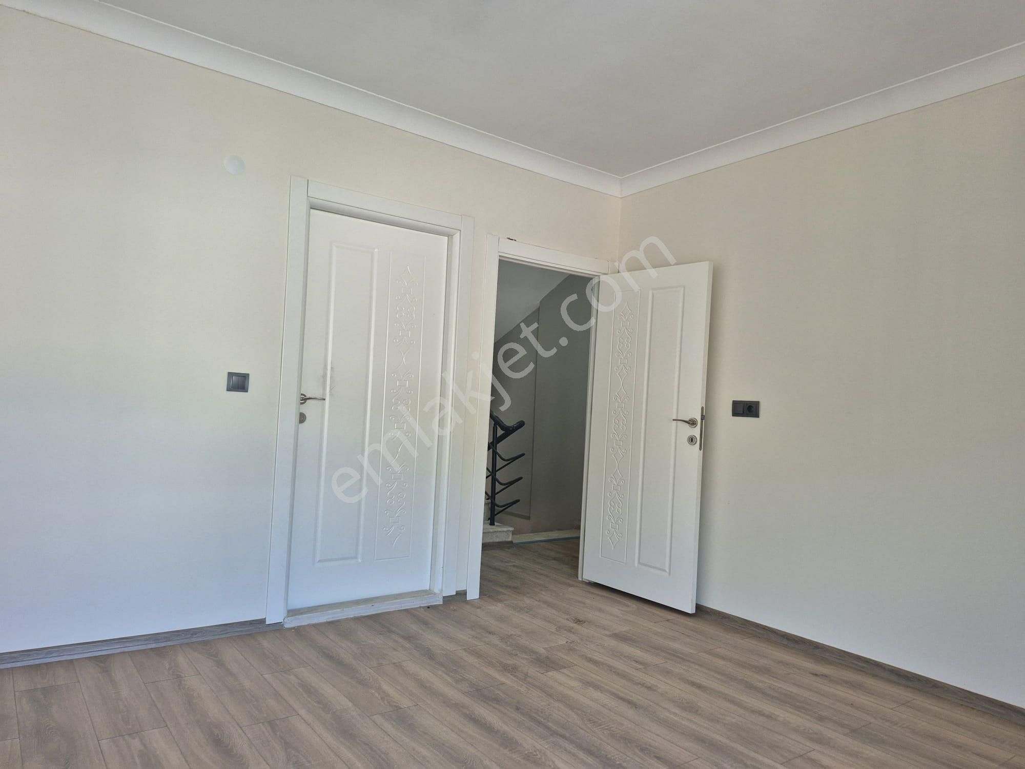 Golden Globy, Edremit Güre'de Körfez Ve Deniz Manzaralı Satılık 4+1 Tripleks İkiz Villa - Görsel 24