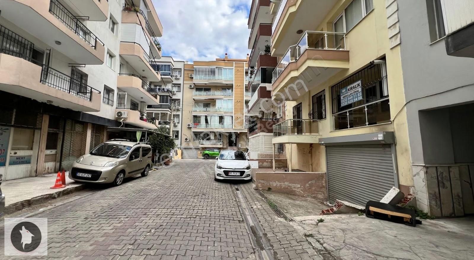 Karşıyakada Satılık Daire 4+1 Dubleks 2 Bağımsız Bölüm Lüks - Görsel 25