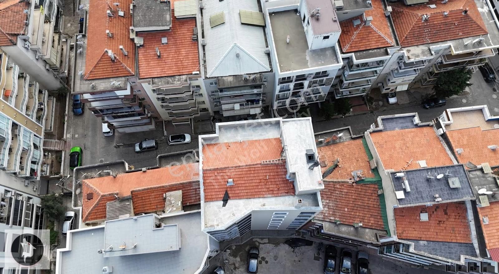 Karşıyakada Satılık Daire 4+1 Dubleks 2 Bağımsız Bölüm Lüks - Görsel 31