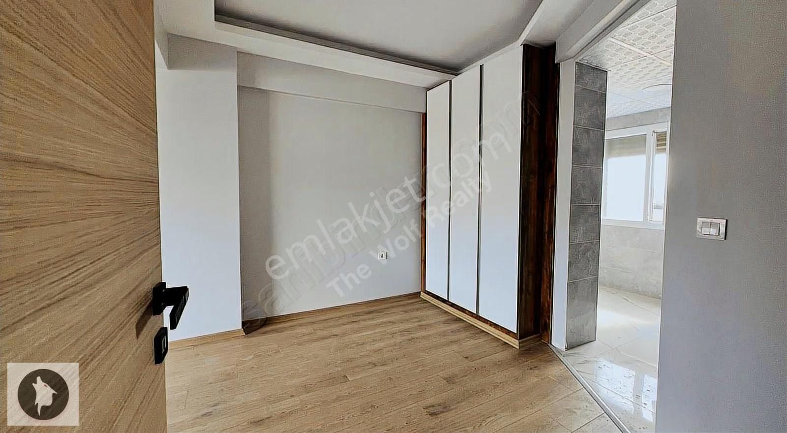 Karşıyakada Satılık Daire 4+1 Dubleks 2 Bağımsız Bölüm Lüks - Görsel 35