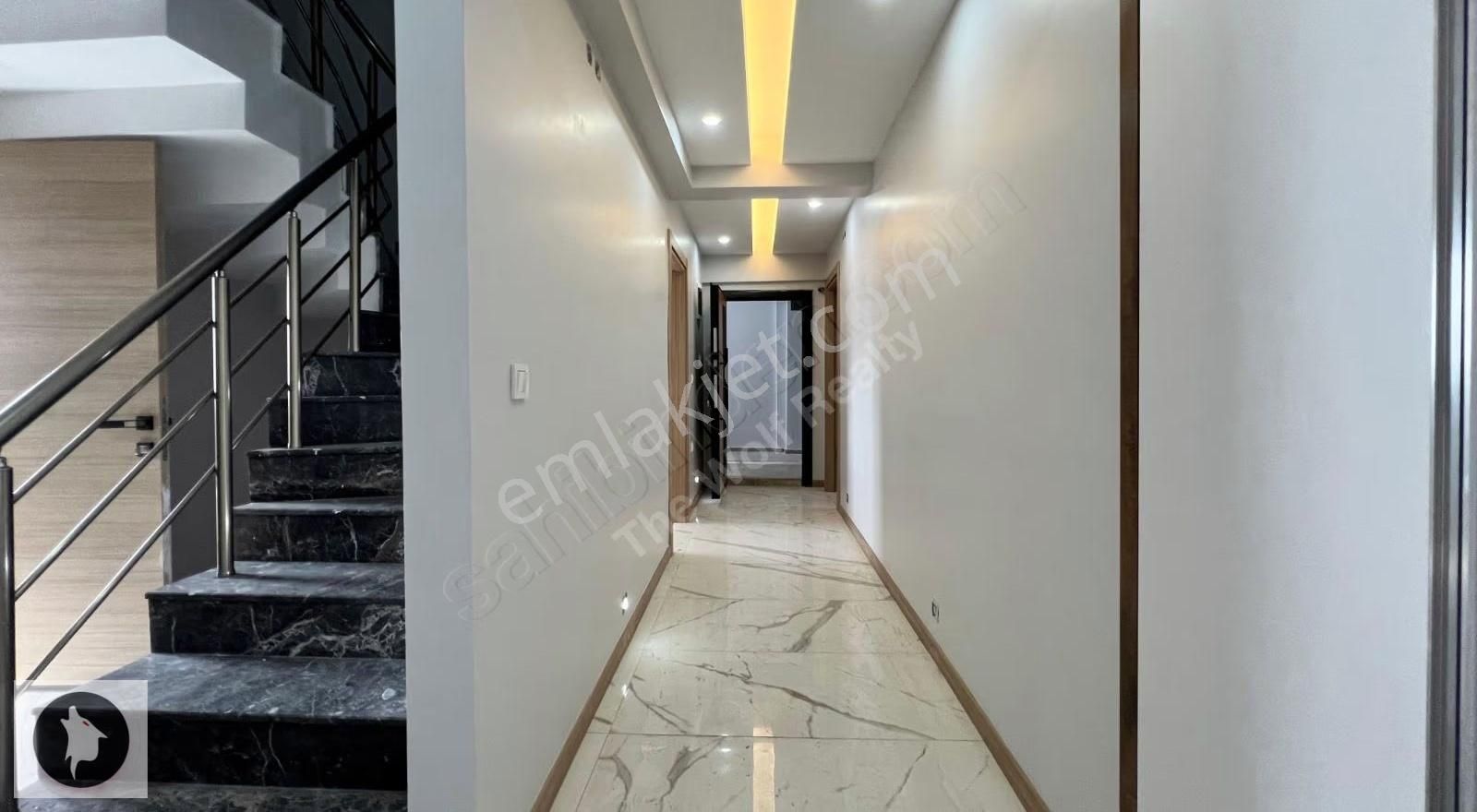 Karşıyakada Satılık Daire 4+1 Dubleks 2 Bağımsız Bölüm Lüks - Görsel 13