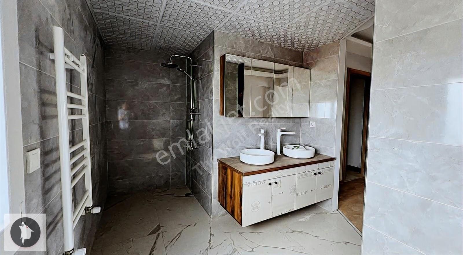 Karşıyakada Satılık Daire 4+1 Dubleks 2 Bağımsız Bölüm Lüks - Görsel 12