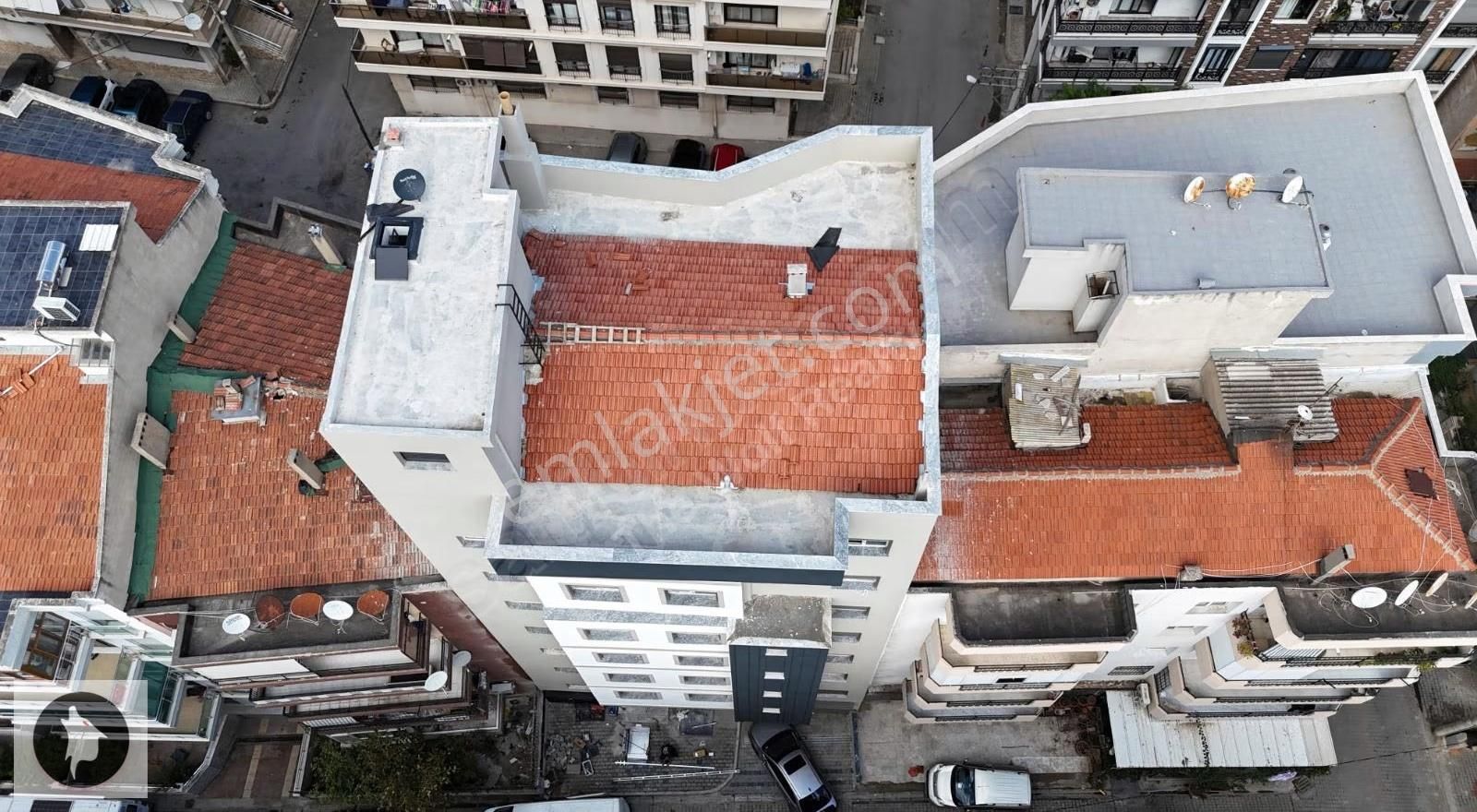 Karşıyakada Satılık Daire 4+1 Dubleks 2 Bağımsız Bölüm Lüks - Görsel 27