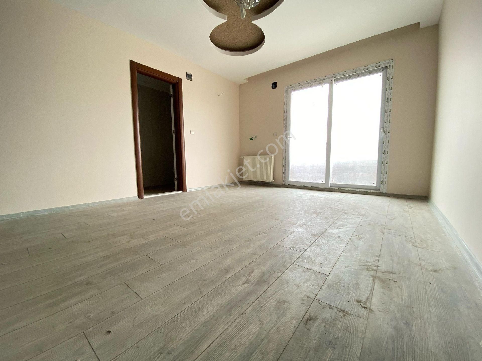 Ra Gayrimenkul Akşemsettin Mh.kiralık Ferah 4+1 Daire - Görsel 16