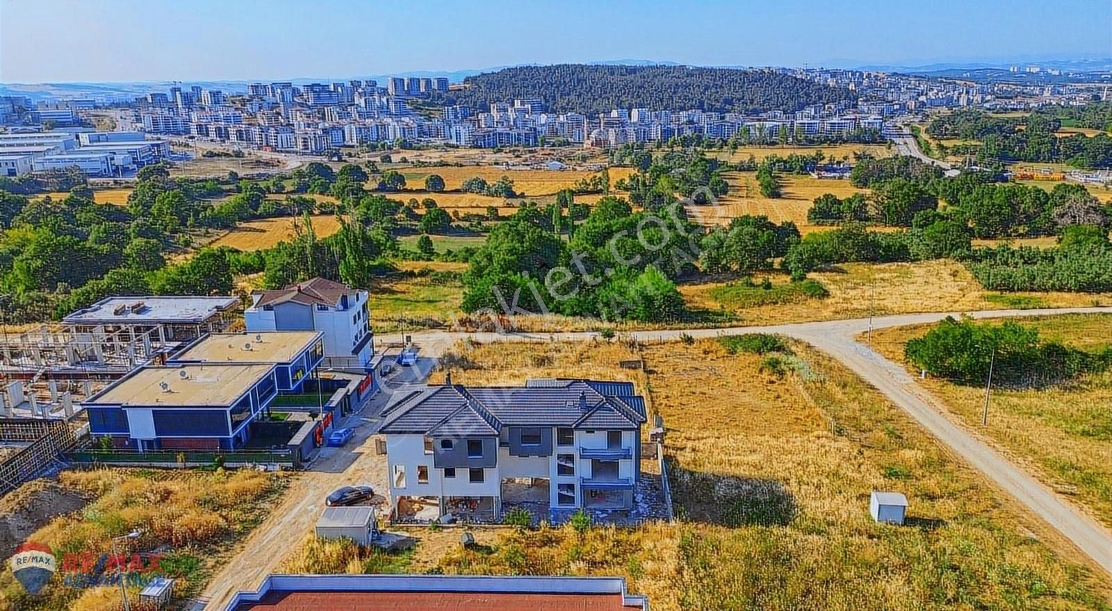 Remax Advantage'dan Kayapa'da Bağımsız Girişli İkiz Villa - Görsel 17