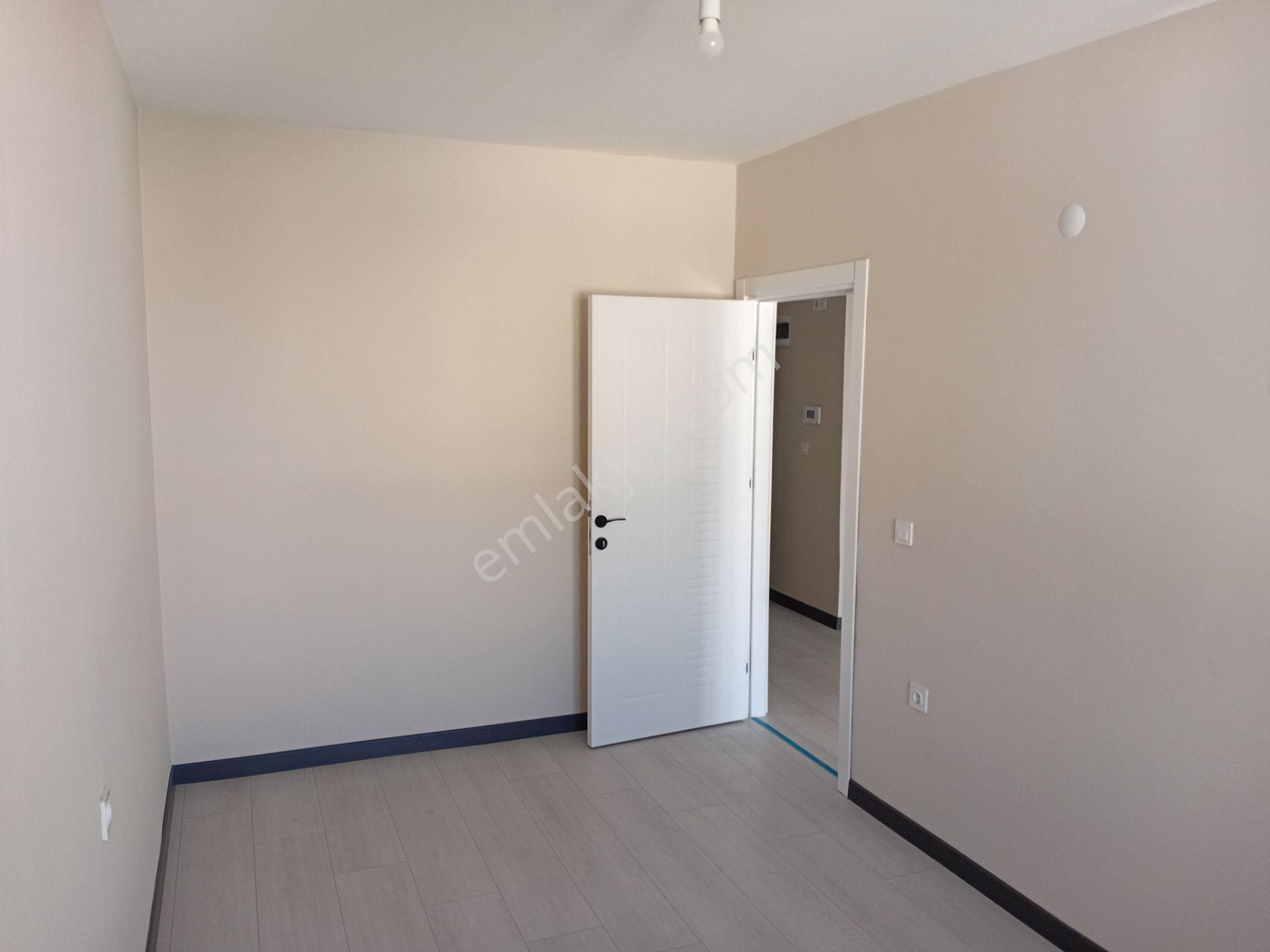 Kapaklı Organize Emlak'tan İsmetpaş Mh. Aylan Sk. No 2'de 1+1 Kiralık Daire - Görsel 17