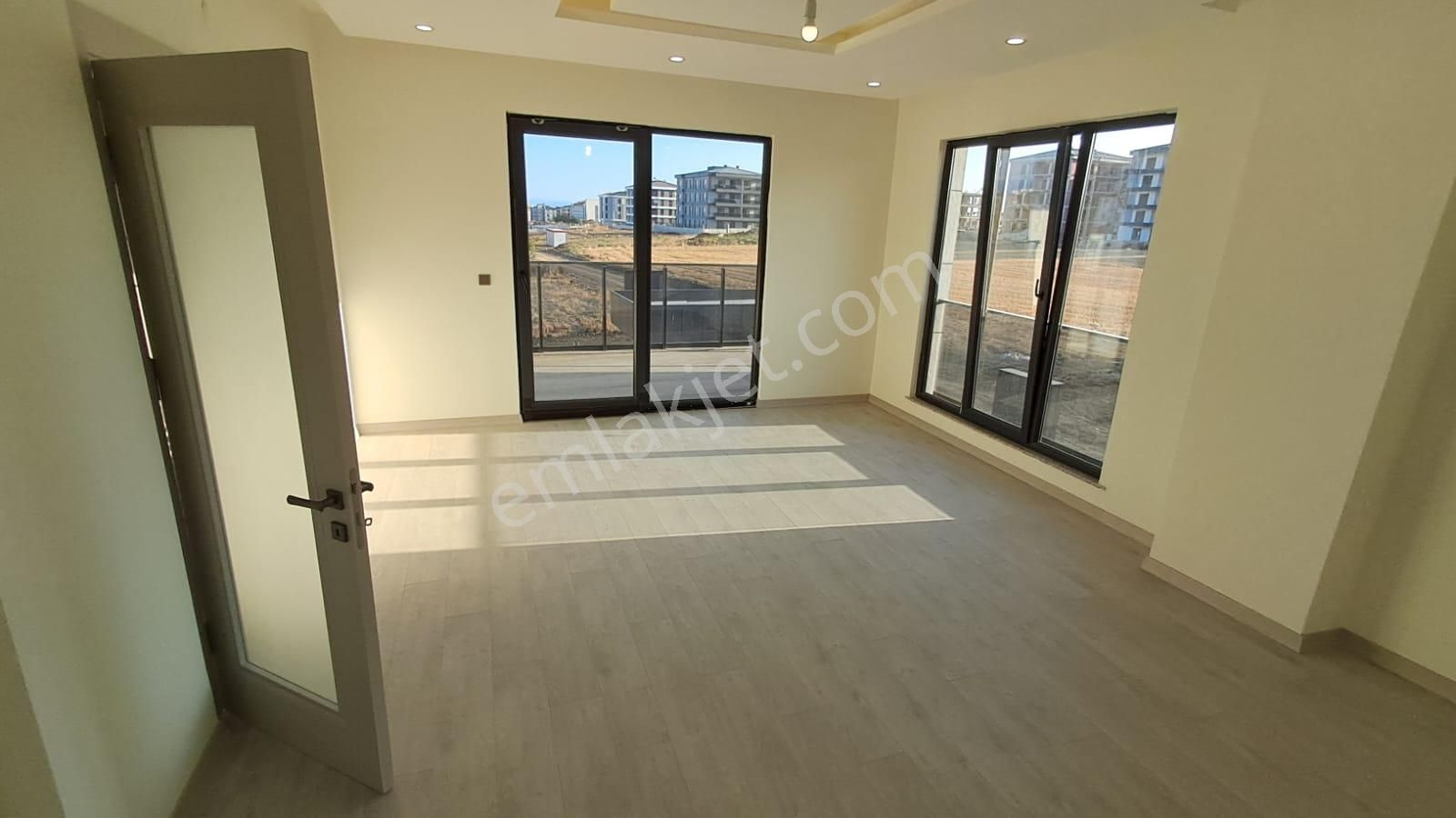 Ekşioğlu'ndan Tekirdağ Süleymanpaşa Atatürk Mahallesi 3+1 Satılık Daire - Görsel 16