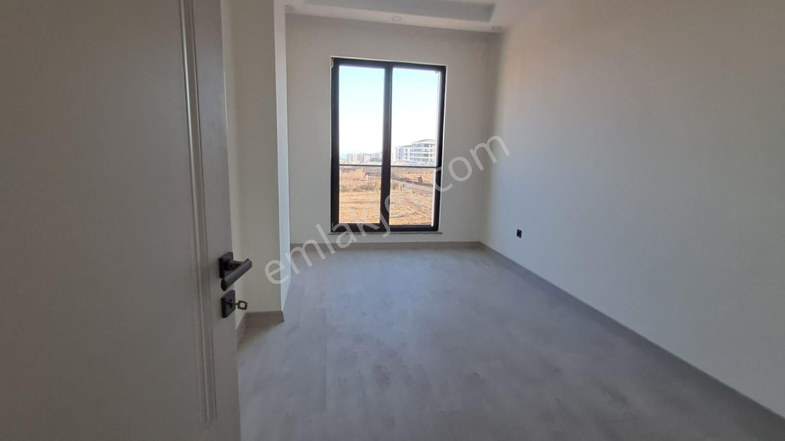 Ekşioğlu'ndan Tekirdağ Süleymanpaşa Atatürk Mahallesi 3+1 Satılık Daire - Görsel 3