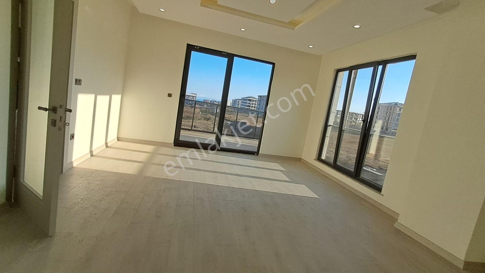 Ekşioğlu'ndan Tekirdağ Süleymanpaşa Atatürk Mahallesi 3+1 Satılık Daire - Görsel 17