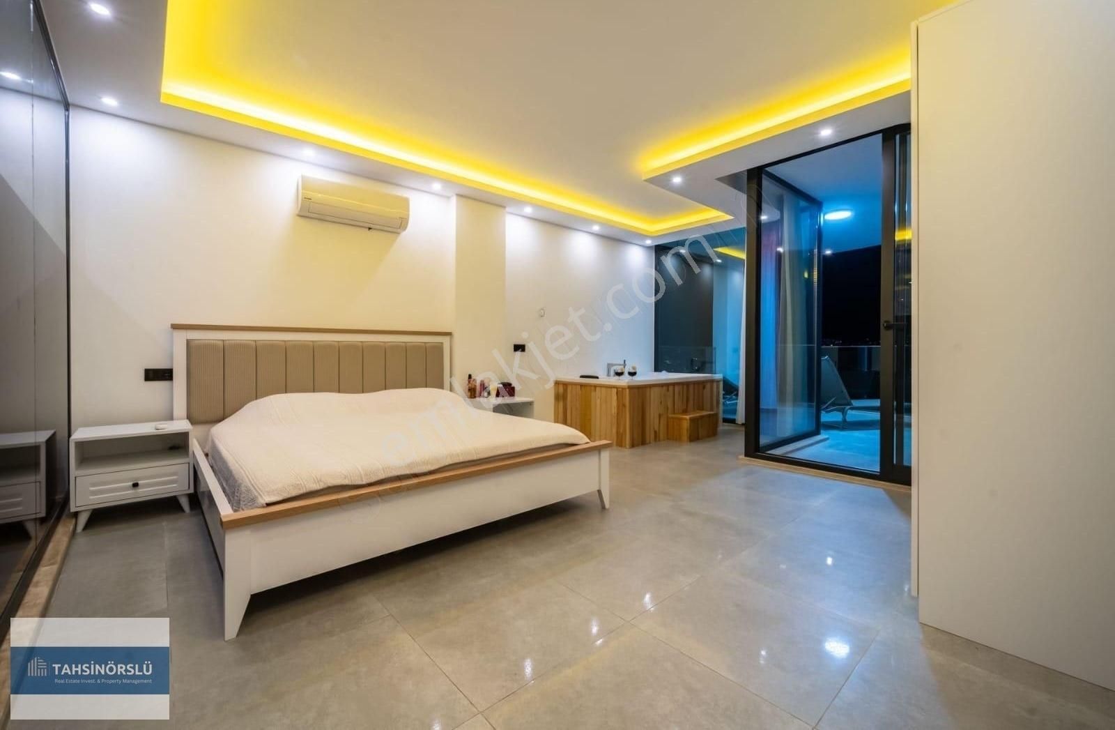 Kalkan Yeşilköy'de Fırnaz Koyu'nun Eşsiz Manzarasında 6+2 Villa - Görsel 15