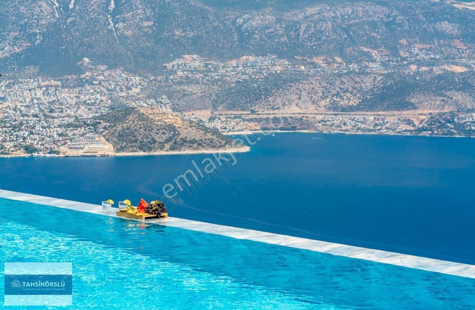 Kalkan Yeşilköy'de Fırnaz Koyu'nun Eşsiz Manzarasında 6+2 Villa - Görsel 32