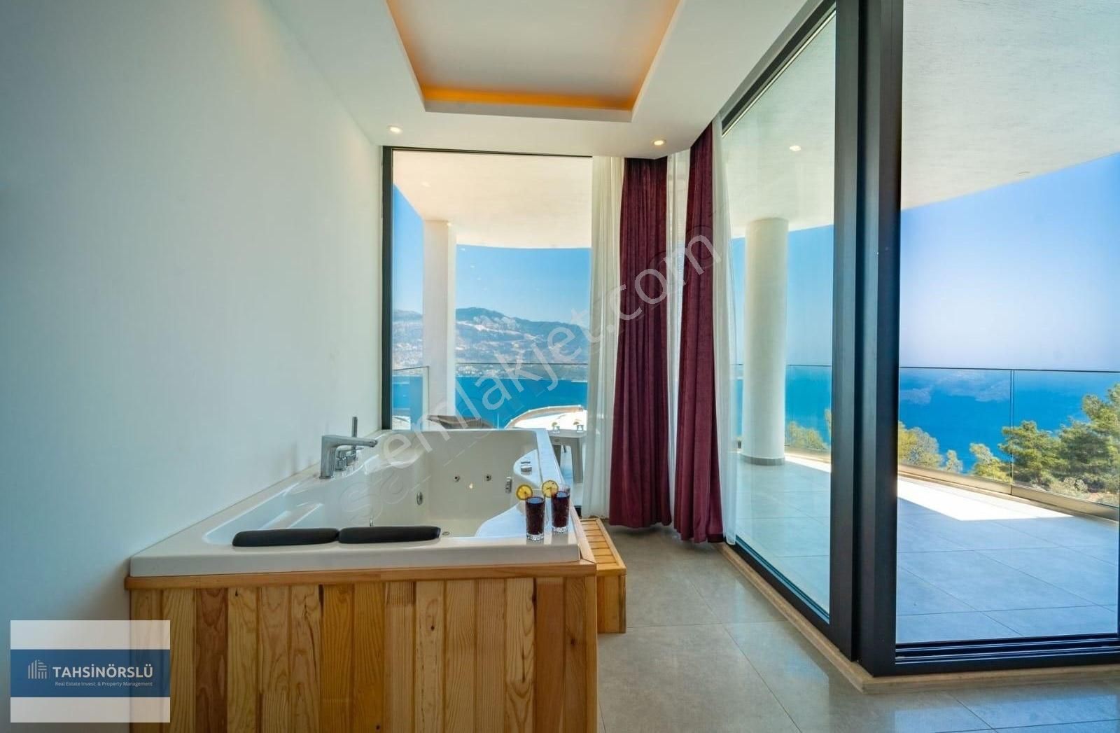 Kalkan Yeşilköy'de Fırnaz Koyu'nun Eşsiz Manzarasında 6+2 Villa - Görsel 21