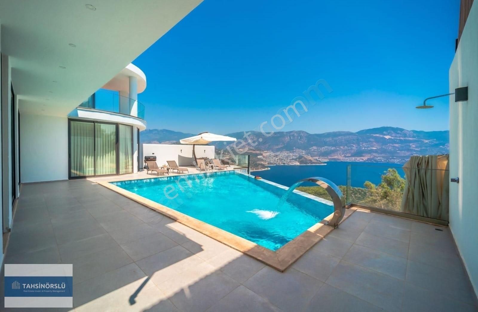 Kalkan Yeşilköy'de Fırnaz Koyu'nun Eşsiz Manzarasında 6+2 Villa - Görsel 13