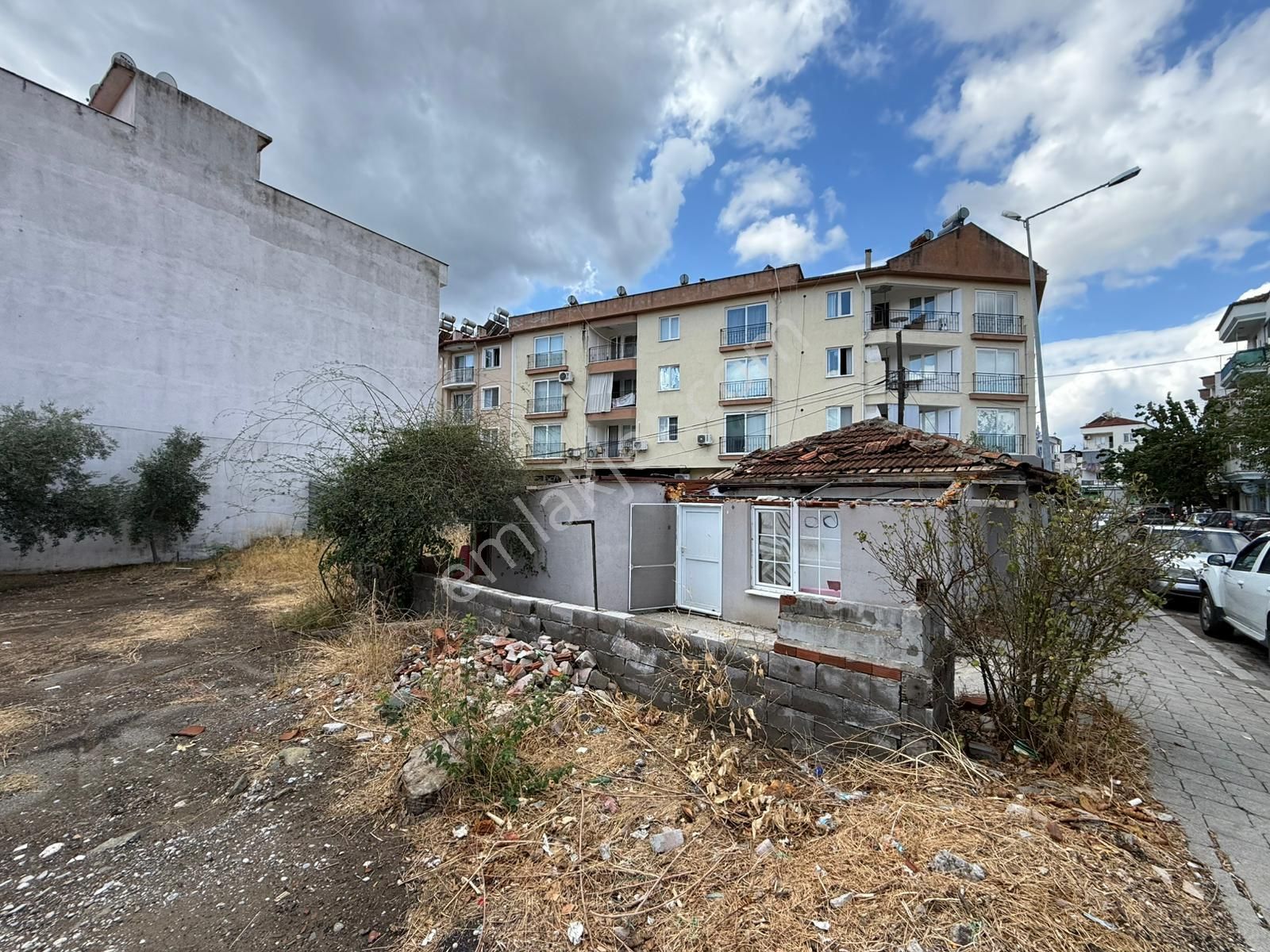 Ortacada Süper Konumda 252 M2 Dükkan + 3 Kat İmarlı Arsa Satılık. - Görsel 5