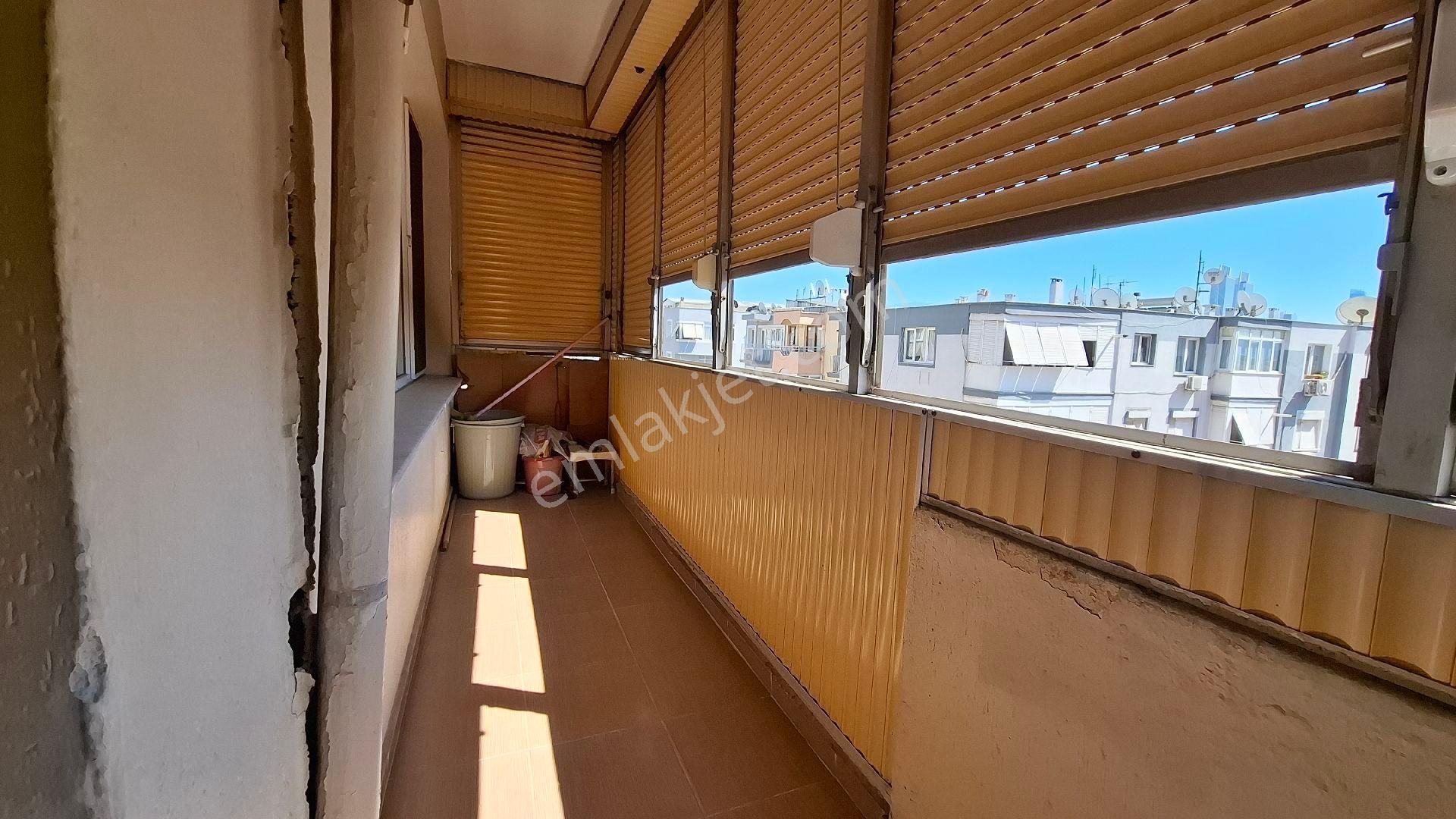 Bayraklı Sevgiyolu'nda Satılık 3+1 Daire - Görsel 9