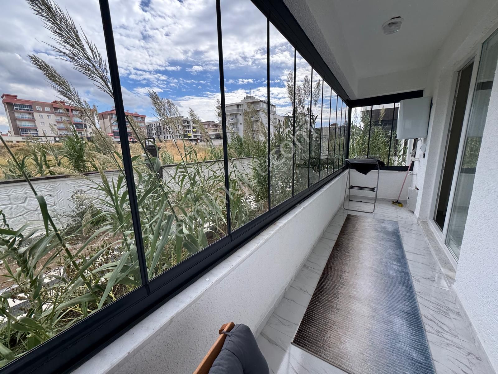 Gömeç Yaya Mahallesinde Kiralık Eşyalı Kapalı Mutfak 1+1 Daire - Görsel 16