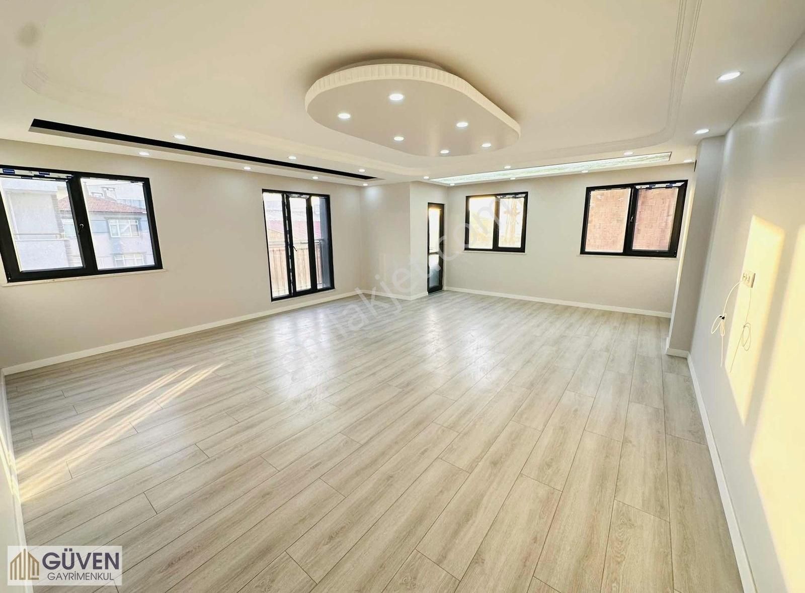 Kültür Merkezi Dibinde 4+1 220m2 Asans Kap.oto Geniş Dublex - Görsel 13